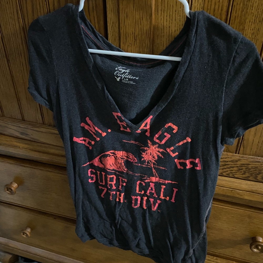 Woman’s American Eagle shirt